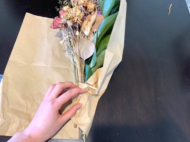 dry flowers with folding paper 